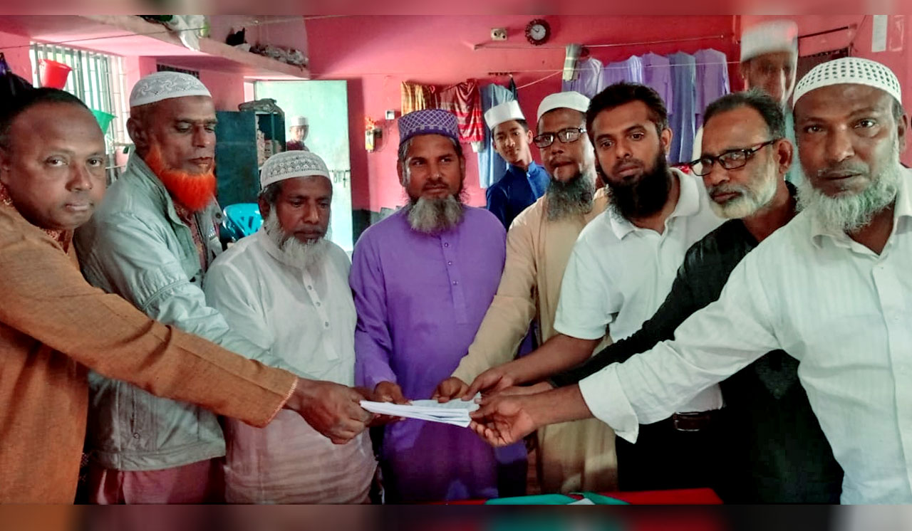 পাঁচবিবিতে মাজার কমিটির দায়িত্ব গ্রহণ, কালের বার্তা