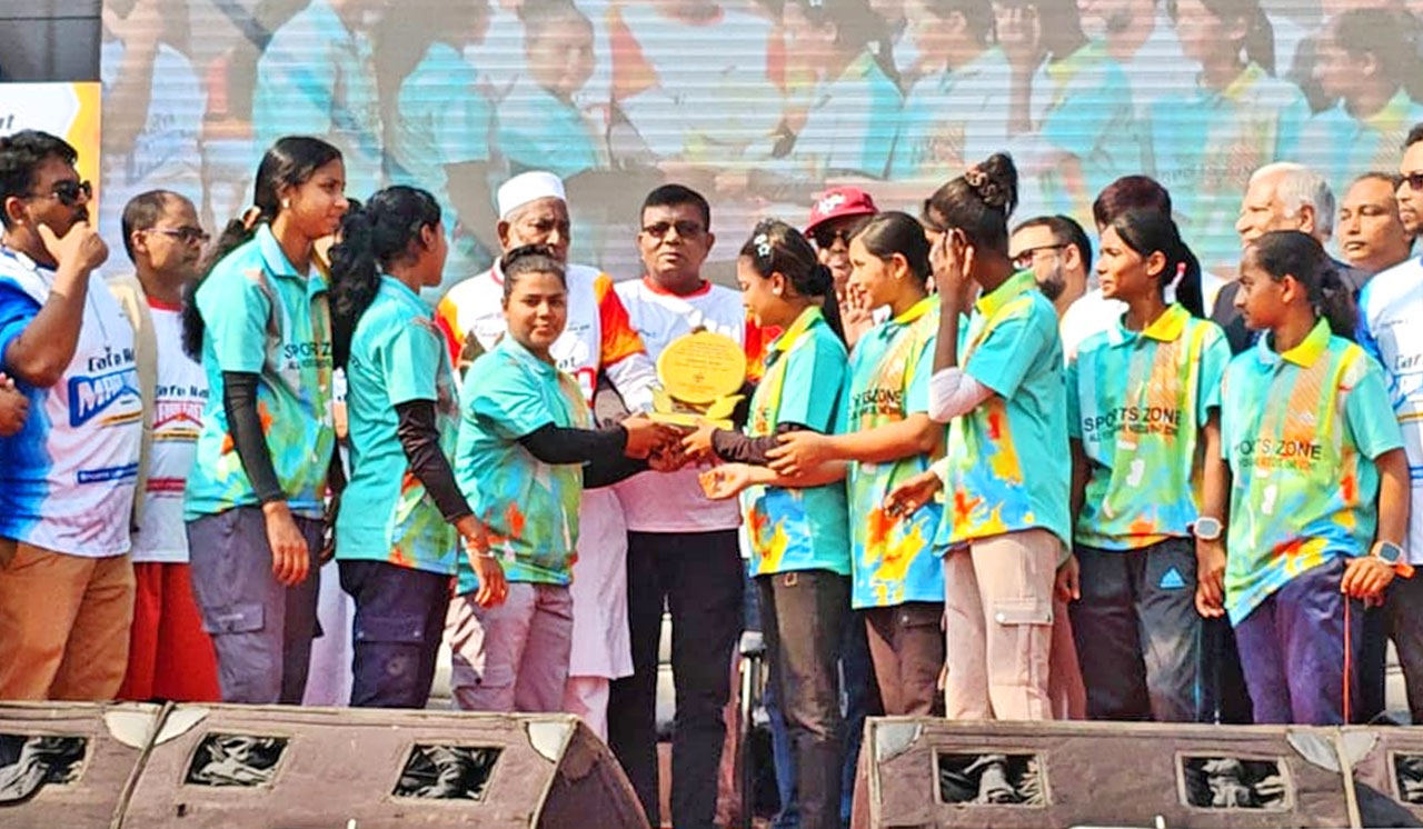 ৫২তম জাতীয় গ্রীষ্মকালীন ক্রীড়া প্রতিযোগিতায় রানার আপদের সম্মাননা প্রদান, কালের বার্তা