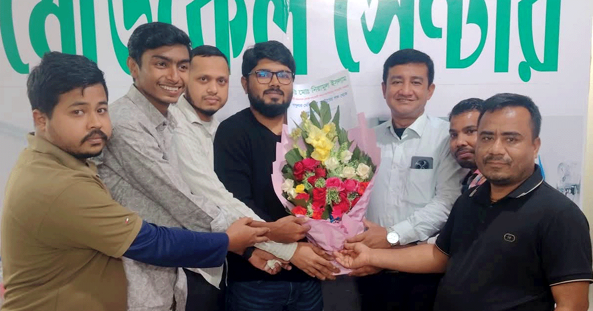 ডা. নিয়ামুল ইসলামের পদোন্নতিতে পপুলার মেডিকেলের ফুলেল শুভেচ্ছা, কালের বার্তা