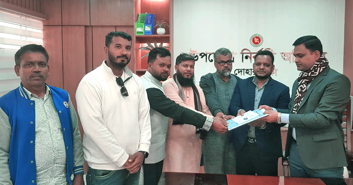 ঢাকা-১ আসনে এনসিপি প্রার্থী রাসেল মোল্লার পক্ষে মনোনয়নপত্র সংগ্রহ