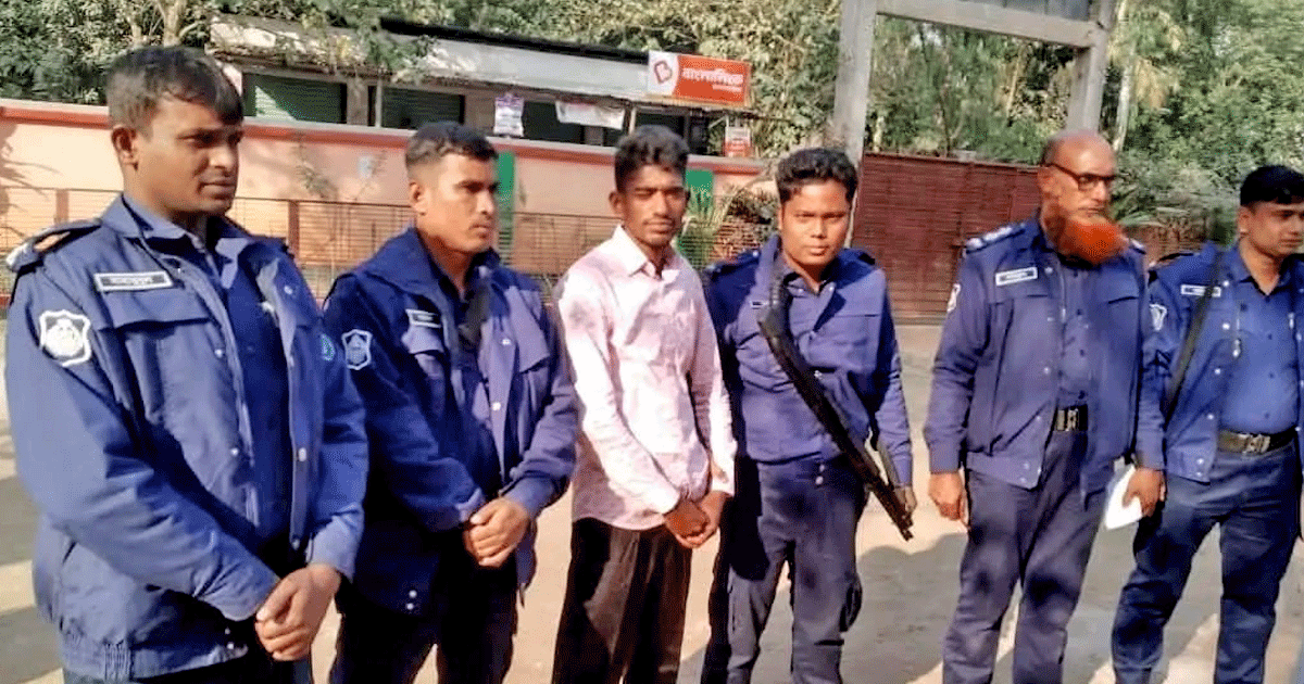 গাইবান্ধায় সহকারী শিক্ষক নিয়োগ পরীক্ষায় নকলের চেষ্টা: কথা বলার ডিভাইসসহ পরীক্ষার্থী আটক