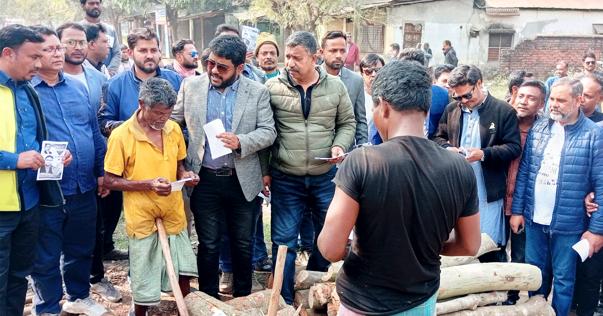 পাঁচবিবিতে জেলা যুবদলের ধানের শীষের পক্ষে ভোট প্রার্থনা