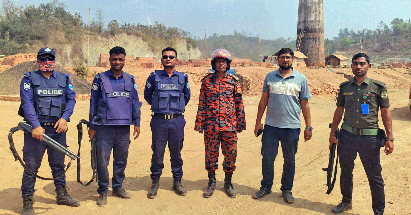 লামায় প্রশাসনের অভিযানে দুই ইটভাটায় ৫ লাখ টাকা জরিমানা