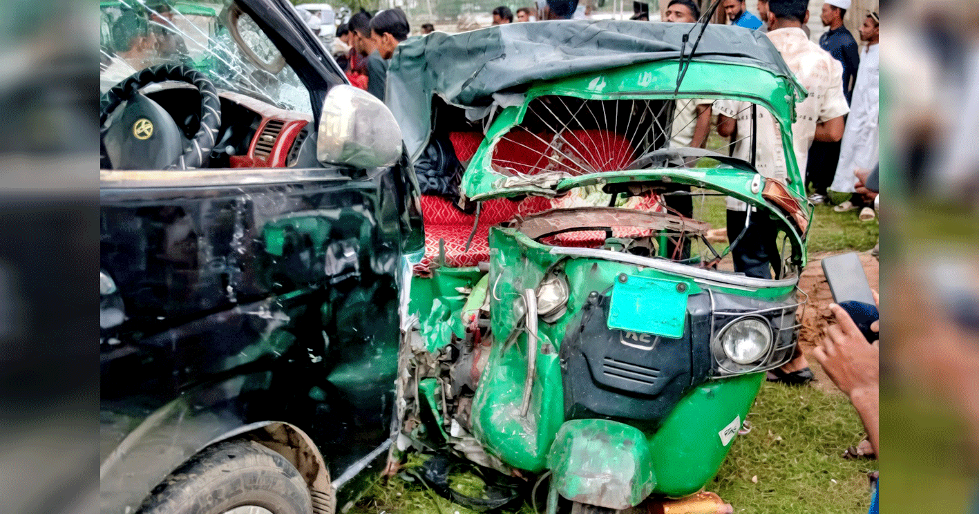 শ্রীমঙ্গলে মাইক্রোবাস-সিএনজি মুখোমুখি সংঘর্ষ: নিহত ২, আহত ৪