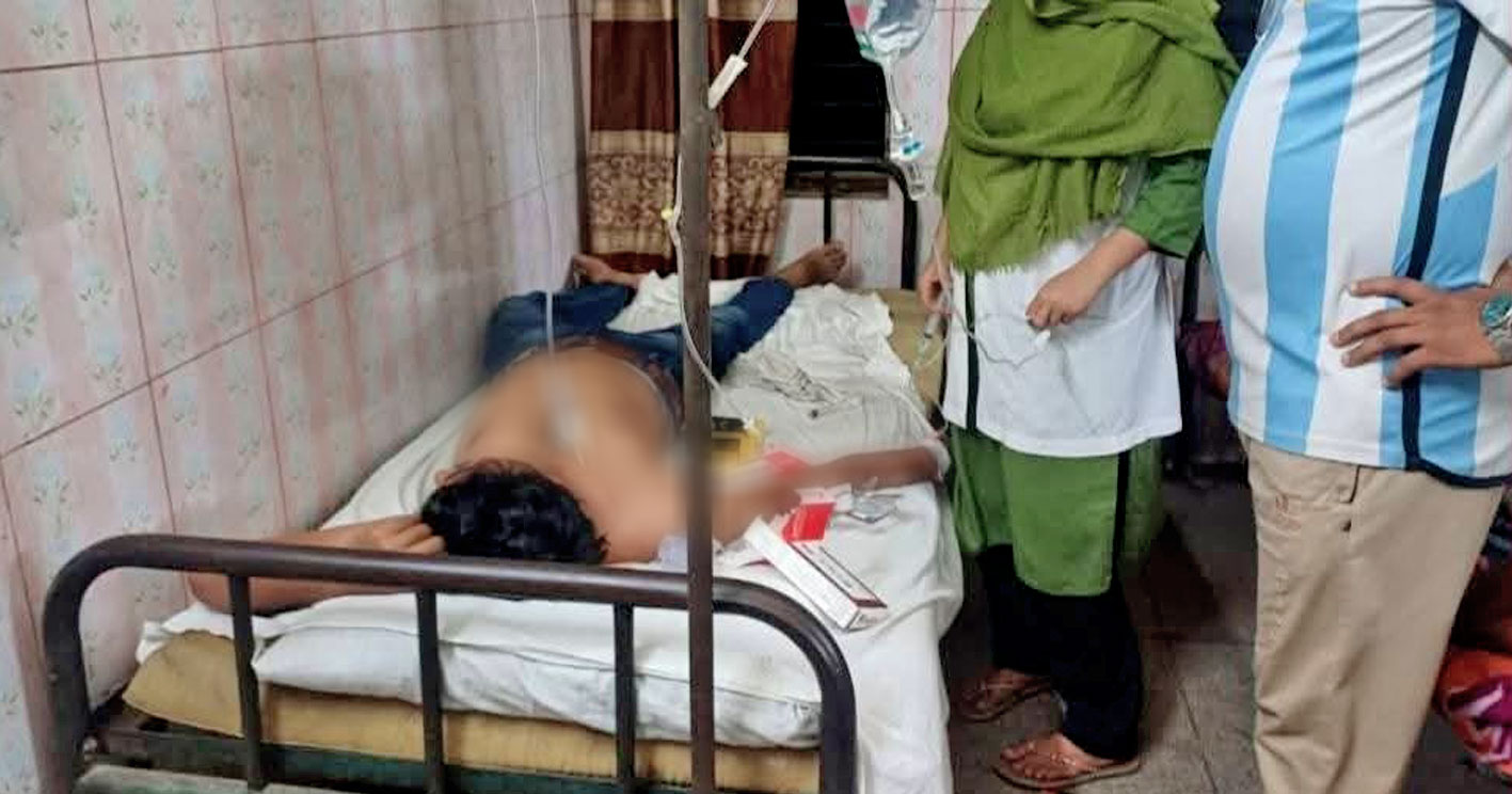 নাটোরে লালপুর উপজেলাে র‌্যাবের ওপর হামলা, আটক ১