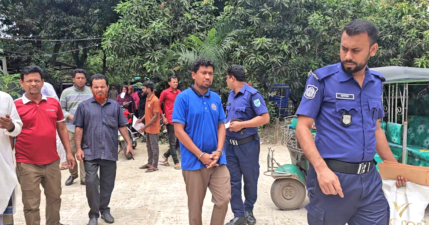 আওয়ামী লীগের প্রতিষ্ঠাবার্ষিকীকে ঘিরে অভিযানে গ্রেফতার রূপালী ব্যাংকের সিনিয়র কর্মকর্তা
