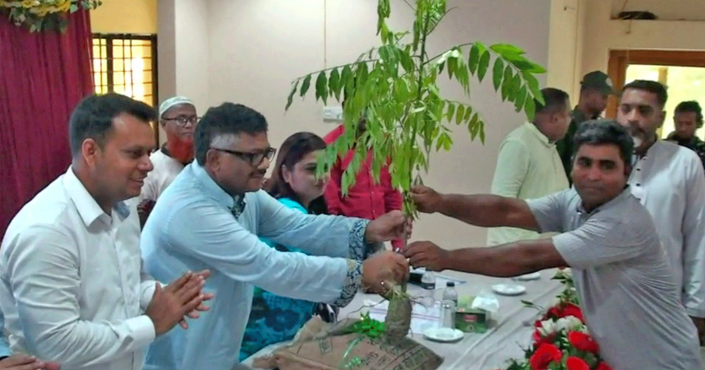 কৃষক, শ্রমিক ও সাধারণ মানুষের জন্য গণবান্ধব বাজেট: নাটোরে হুইপ দুলু