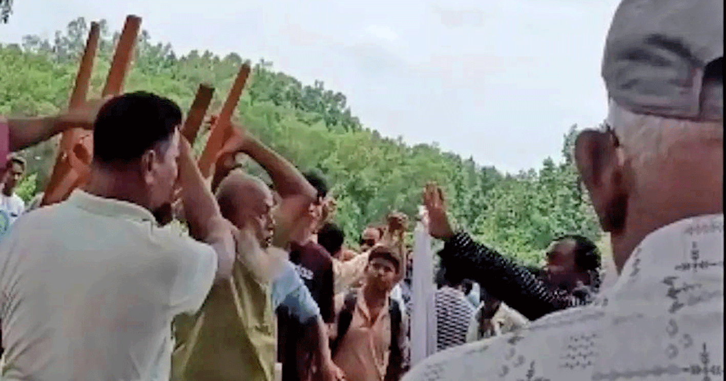 কোয়ান্টাম ফাউন্ডেশন ও স্থানীয় বাসিন্দা আব্দুল গফুরের জমি বিরোধে এএসপি সার্কেলের মধ্যস্থতায় সমঝোতা