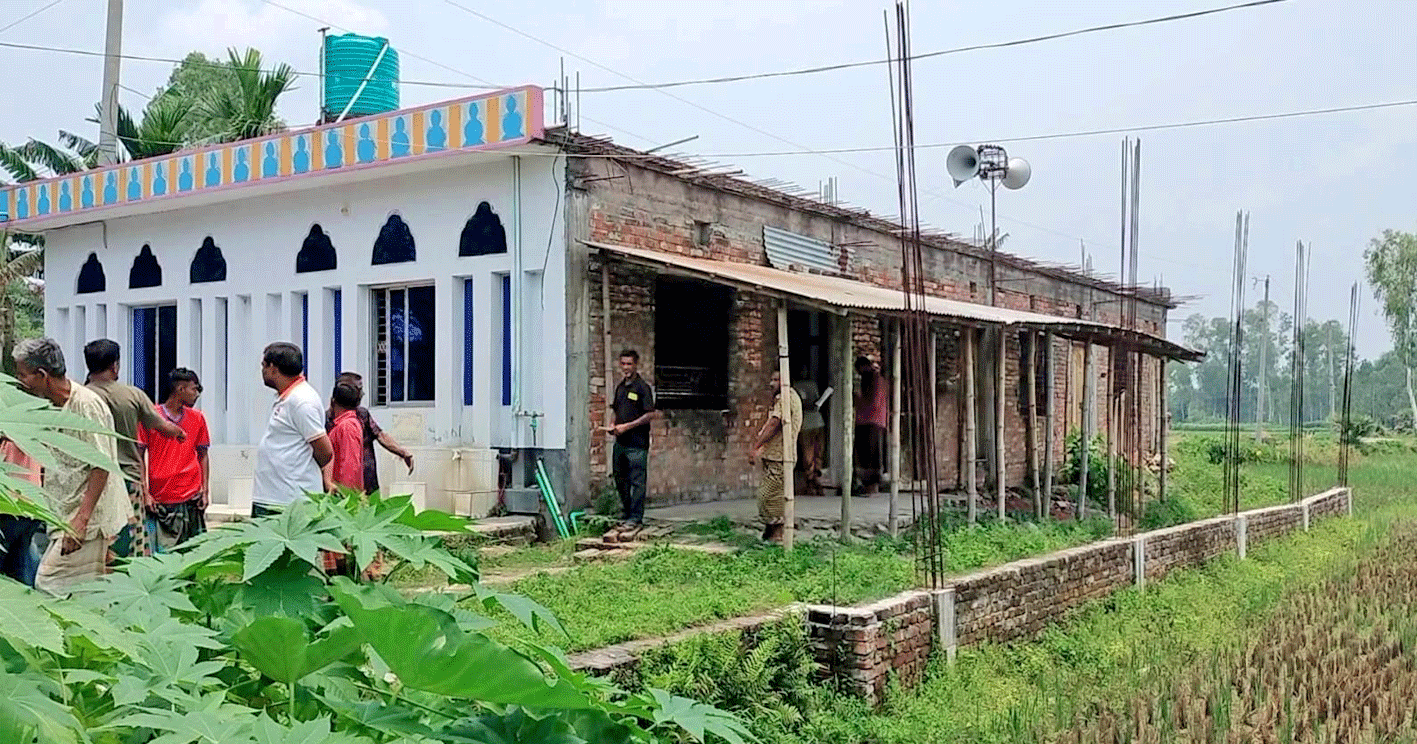 মসজিদের নির্মাণসামগ্রী আত্মসাতের অভিযোগ