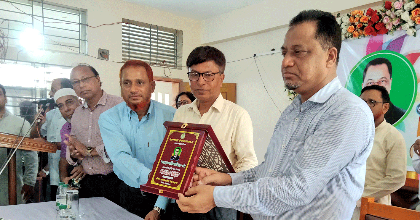 ৩২ বছর শিক্ষকতা শেষে অবসরে গেলেন শ্রীমঙ্গল সরকারি বালিকা উচ্চ বিদ্যালয়ের জনপ্রিয় শিক্ষক মো. জহির আলী