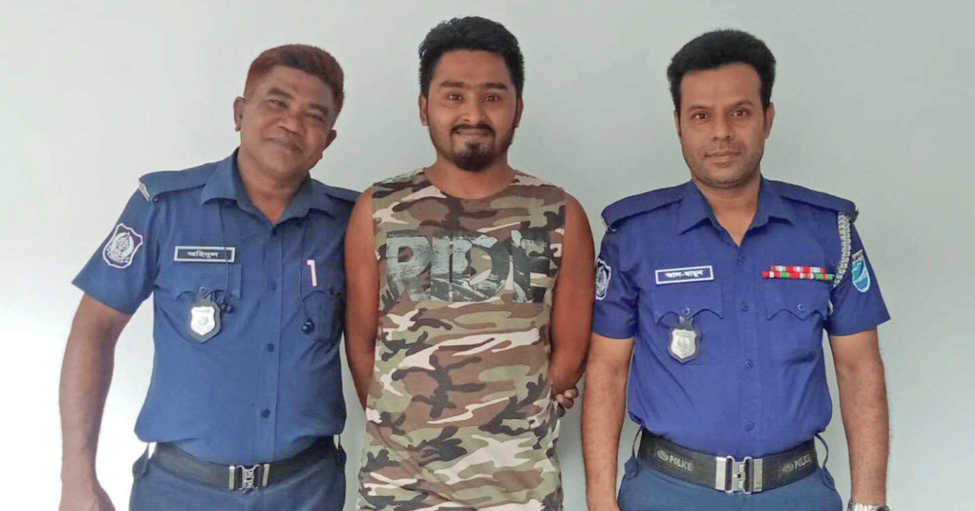দোহারে পুলিশের অভিযানে ইয়াবাসহ কথিত মাদক সম্রাট সবুজ গ্রেফতার