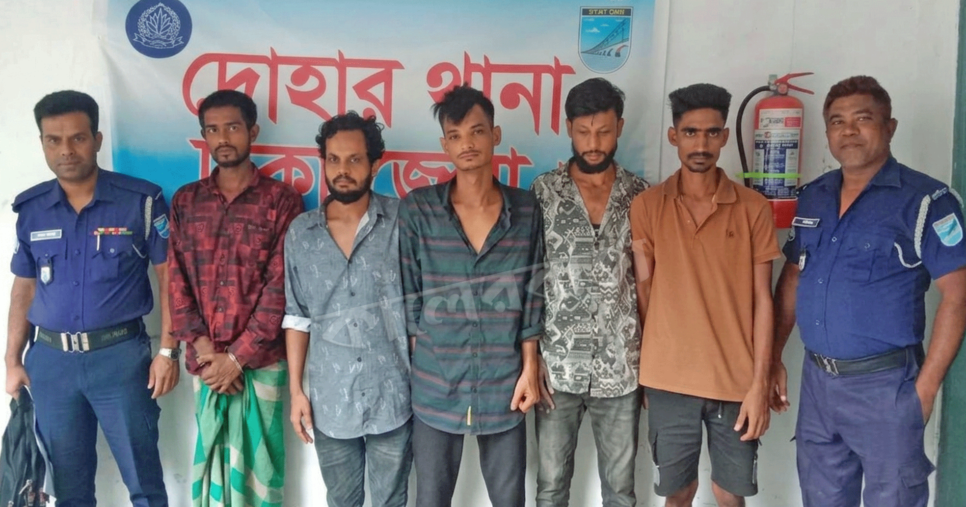 দোহারে মাদকসহ বিভিন্ন মামলায় ৫ জন গ্রেপ্তার, ইয়াবাসহ আটক ১