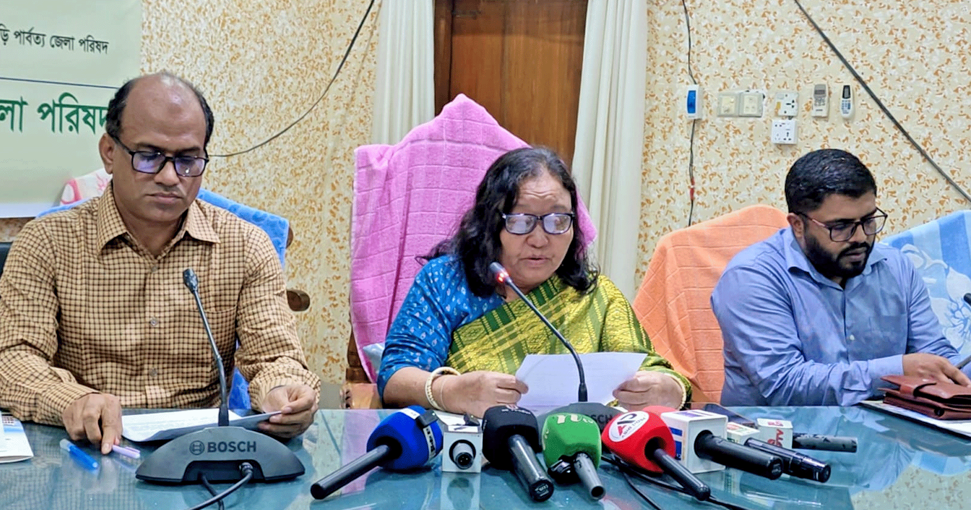 বন্যাদুর্গত ঋণগ্রহীতাদের জন্য স্বস্তি, ৩ মাস কিস্তি আদায় বন্ধে সংবাদ সম্মেলন