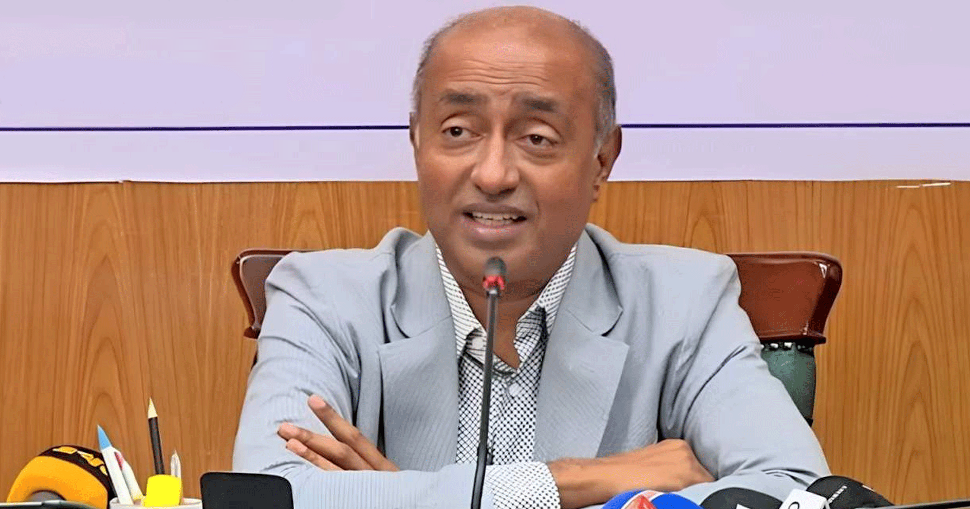 সন্তানকে সম্পত্তি লিখে দিলেও জীবদ্দশায় ভোগ-দখল থাকবে বাবা-মায়ের: আইনমন্ত্রী