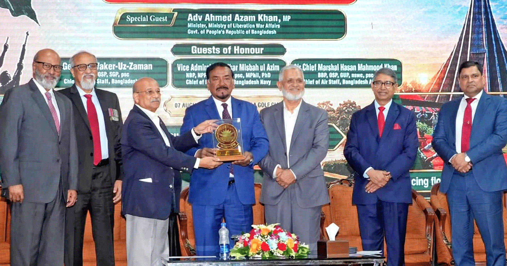 বাংলাদেশ লিবারেশন ওয়ার কোর্সের ৫৪তম কমিশনিং ও ফেলোশিপ ডে উদ্‌যাপন