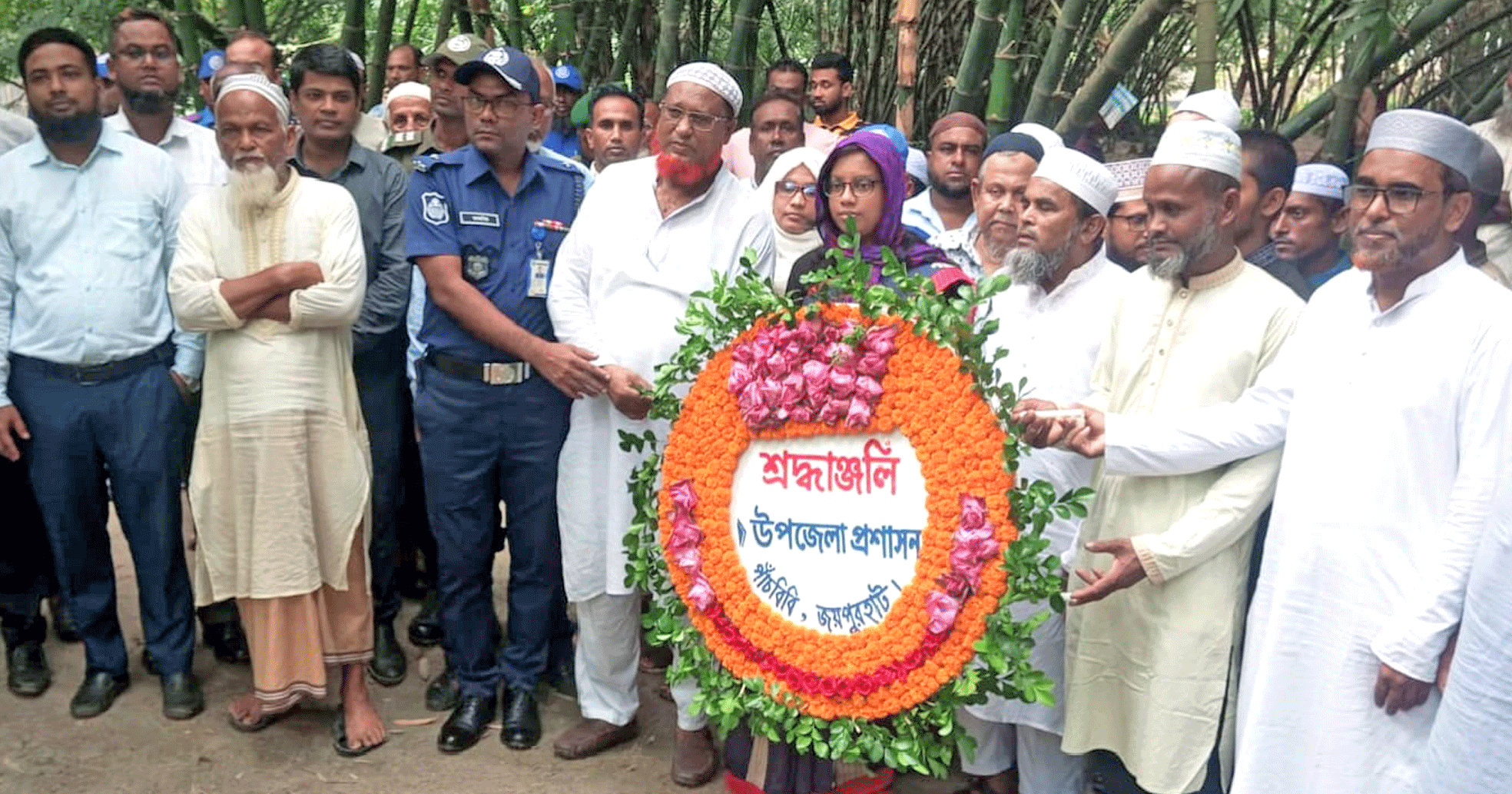 শহীদ বিশালের কবর জিয়ারত করেন এমপি সাঈদ