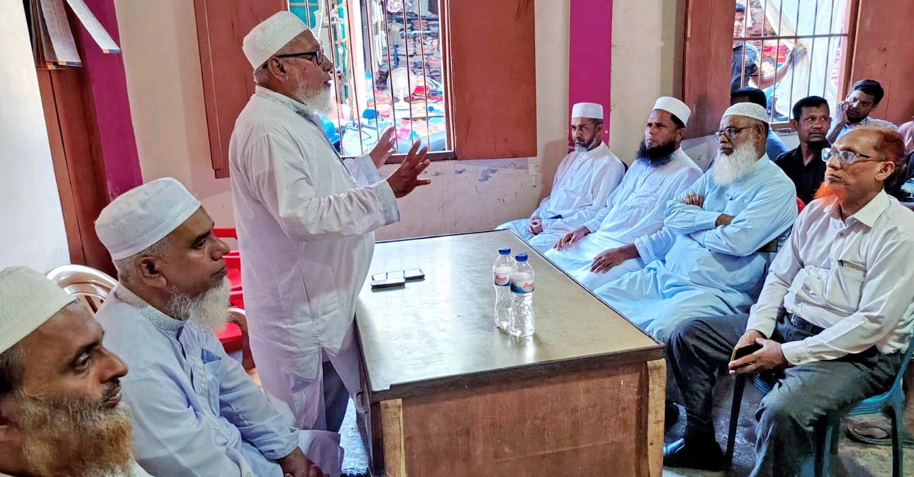 কুলিয়ারচরে জামায়াতের গণসংযোগ: সাংবাদিক ও ব্যবসায়ীদের সঙ্গে মতবিনিময়, প্রার্থী ঘোষণা
