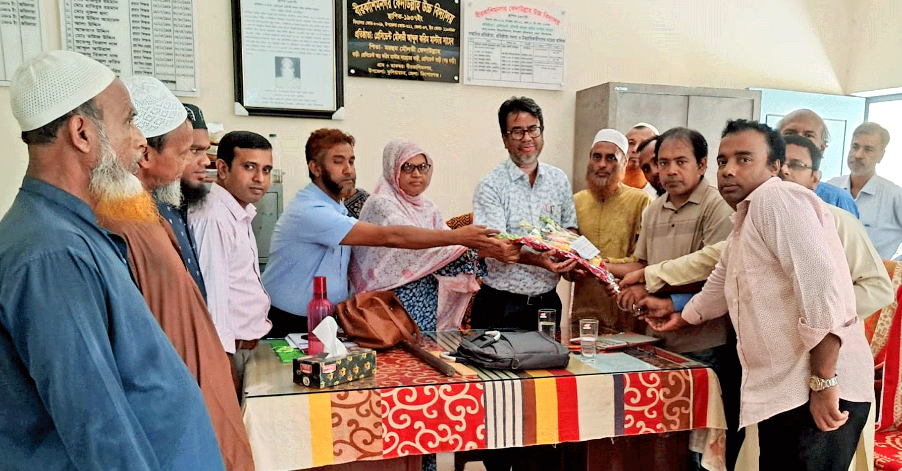 কুলিয়ারচরে বীর কাশিমনগর ফেদাউল্লাহ উচ্চ বিদ্যালয়ের নবগঠিত এডহক কমিটির পরিচিতি সভা