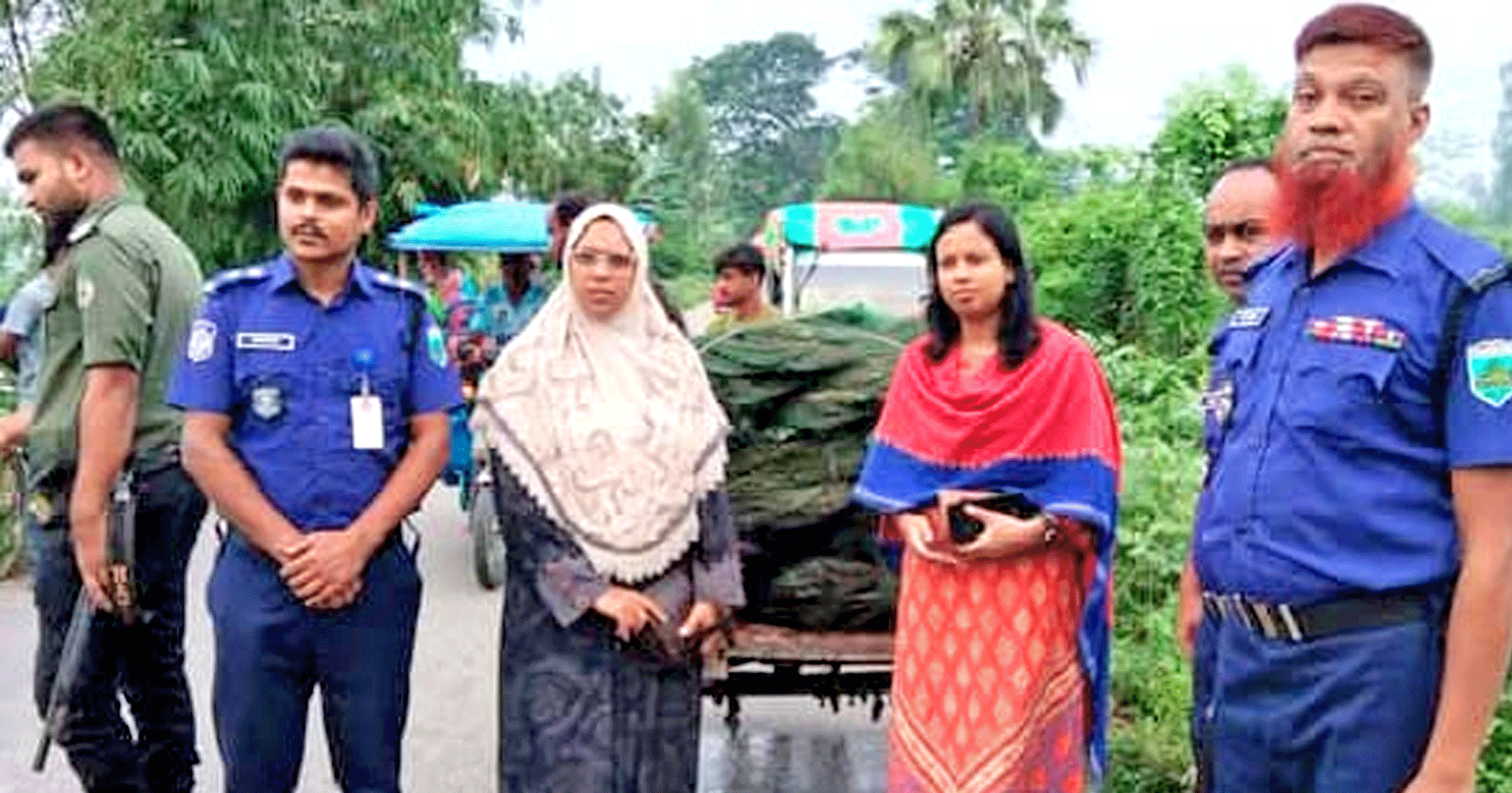 পাঁচবিবিতে নিষিদ্ধ চায়না দুয়ারী জাল জব্দ করে পুড়িয়ে ধ্বংস