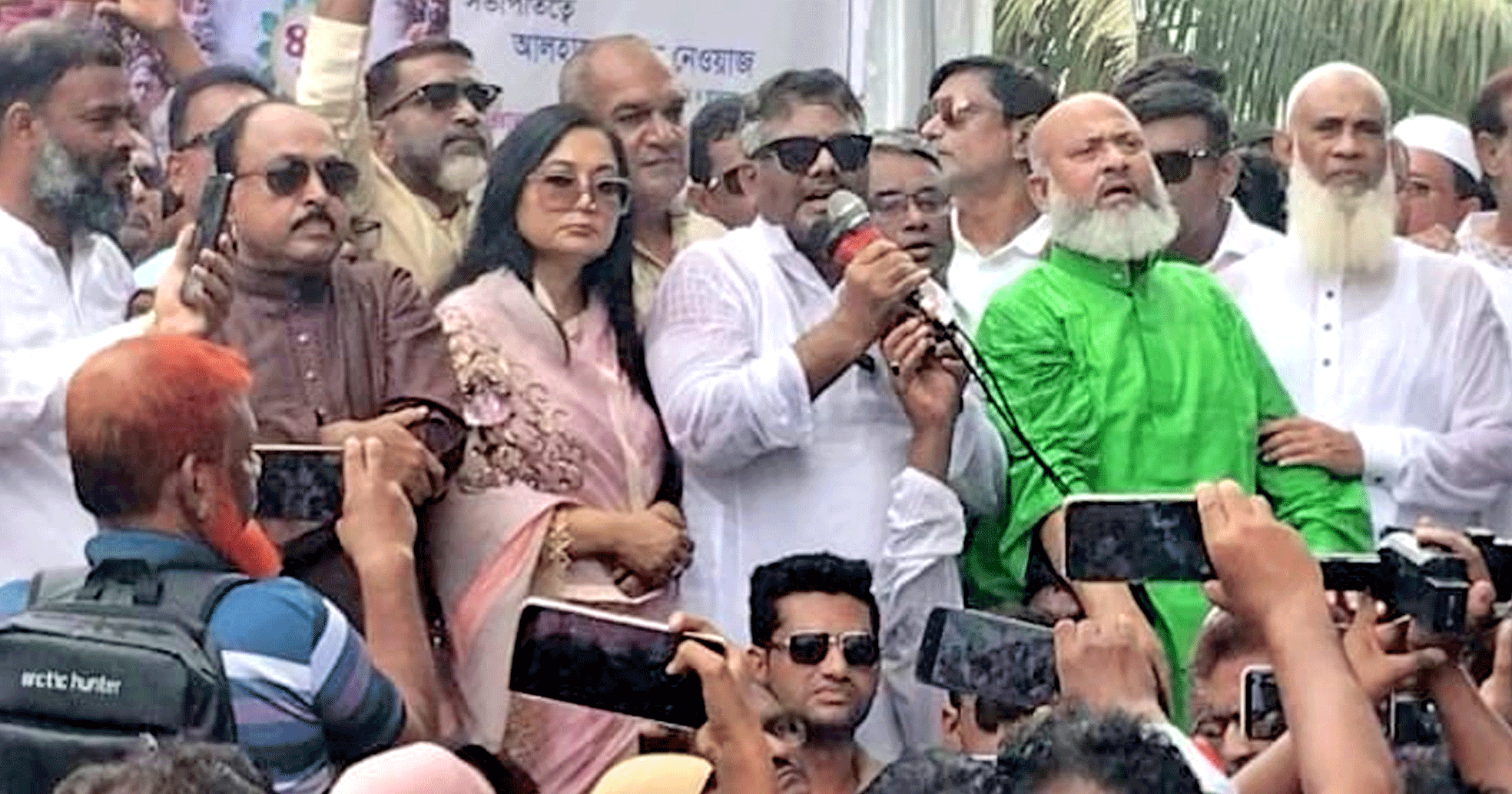 যারা বিএনপিকে নিশ্চিহ্ন করতে চেয়েছে, তারাই আজ ধ্বংস হয়ে গেছে: নাটোরে বিএনপির প্রতিষ্ঠাবার্ষিকীতে হুইপ দুলু