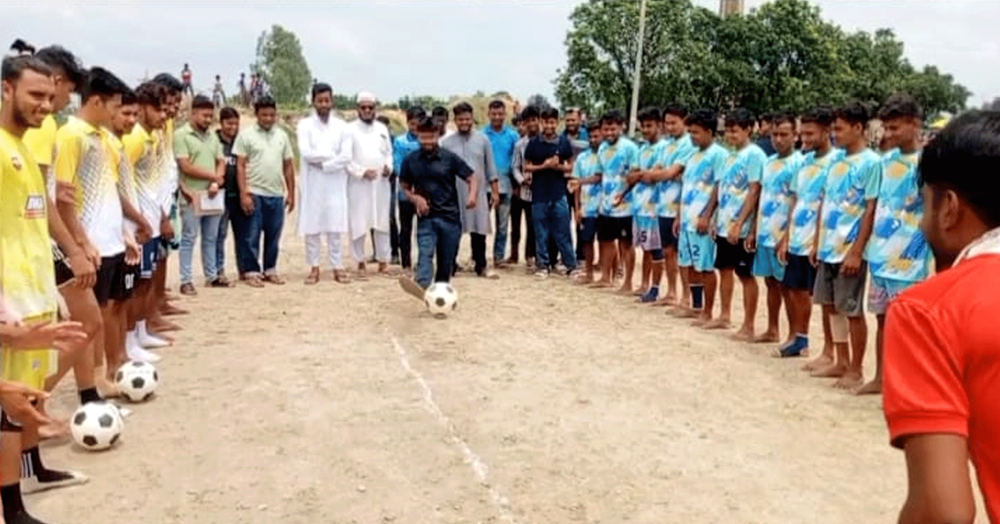 রাধানগর ফুটবল টুর্নামেন্ট-২৬-এর শুভ উদ্বোধন